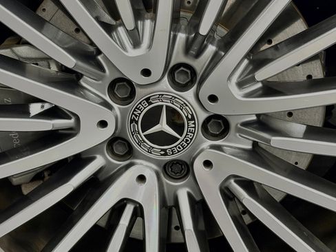 Used 2023 Mercedes-Benz S 580 4MATIC Sedan image 20