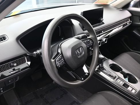 Used 2022 Honda Civic LX image 10