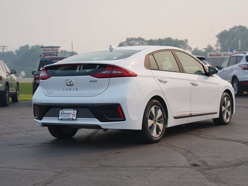 Used 2019 Hyundai Ioniq Plug-In Hybrid FWD image 3