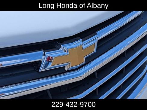 Used 2019 Chevrolet Equinox Premier AWD/4WD image 4