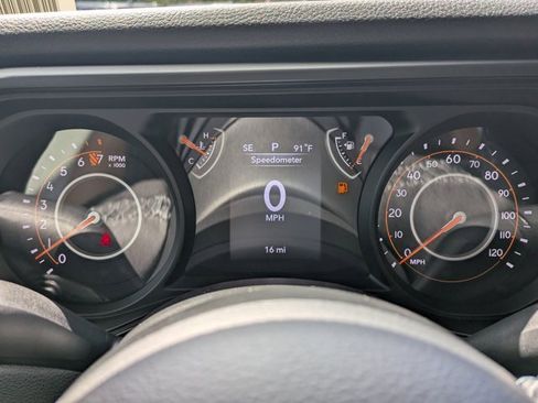 New 2025 Jeep Gladiator Sport image 23