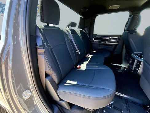New 2026 RAM 2500 Big Horn AWD/4WD image 9