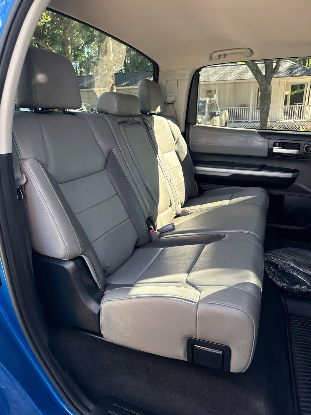 Used 2018 Toyota Tundra Limited w/ Limited Premium Package AWD/4WD image 14