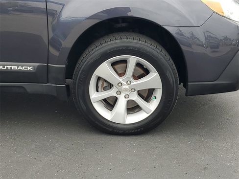 Used 2013 Subaru Outback 3.6R Limited image 6