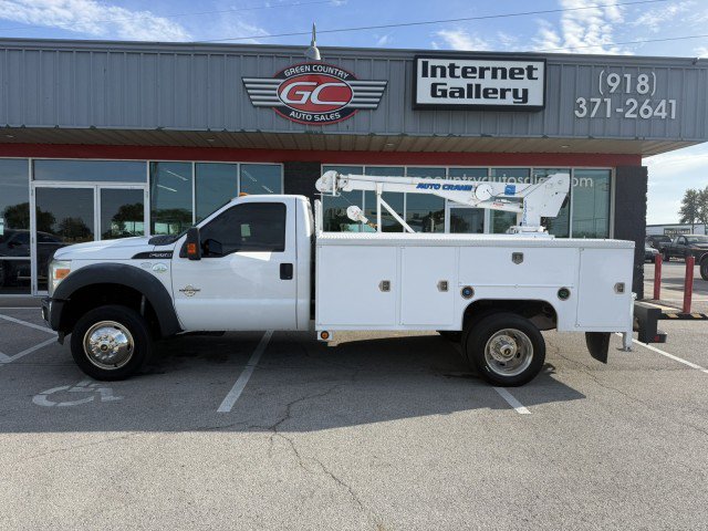 Used 2014 Ford F550 2WD Regular Cab Super Duty image 10