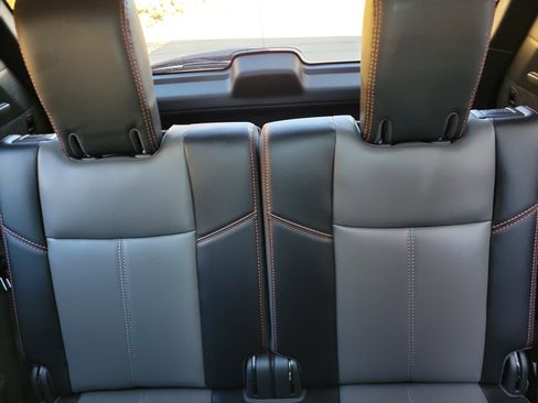 Used 2020 Nissan Pathfinder SL image 21