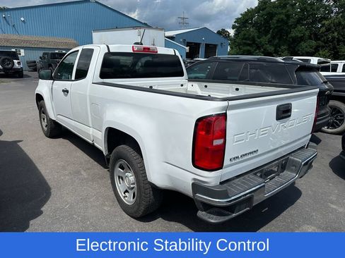 Used 2022 Chevrolet Colorado W/T AWD/4WD image 5