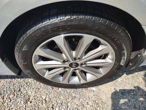 Used 2017 Hyundai Sonata Limited w/ Ultimate Package 04 FWD image 34