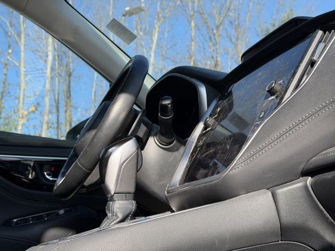 Used 2022 Subaru Outback Limited image 34