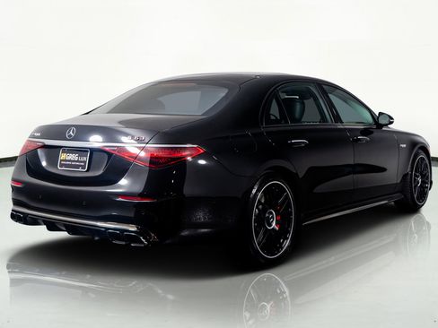 Used 2025 Mercedes-Benz S 63 AMG S w/ AMG Night Package image 10