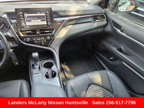 Used 2024 Toyota Camry SE FWD image 17