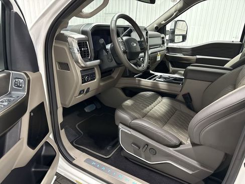 Used 2026 Ford F450 Platinum w/ Platinum Plus Package AWD/4WD image 10