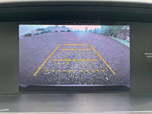 Used 2011 Honda Odyssey EX-L image 24