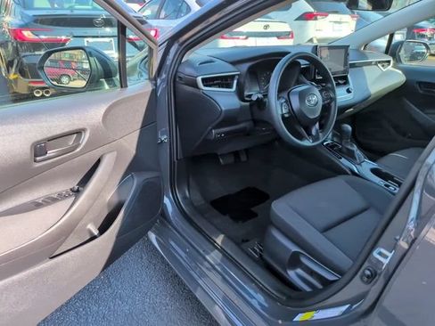 Used 2024 Toyota Corolla LE FWD image 8