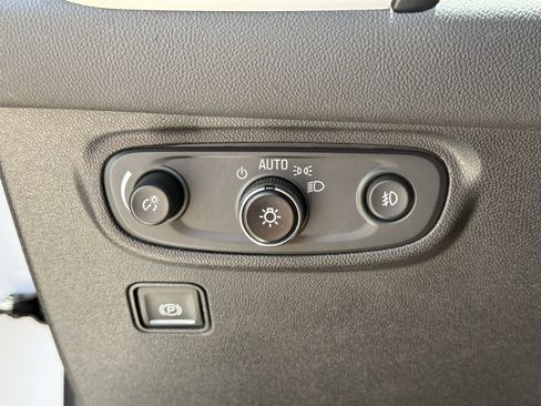 Used 2020 GMC Terrain SLT FWD image 26