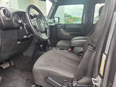 Used 2017 Jeep Wrangler Unlimited Sport w/ Quick Order Package 24S AWD/4WD image 10