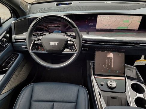 New 2025 Cadillac Escalade IQ Luxury 2 image 11