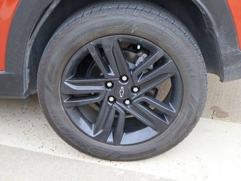 Used 2024 Chevrolet Trax ACTIV w/ Sunroof Package FWD image 28