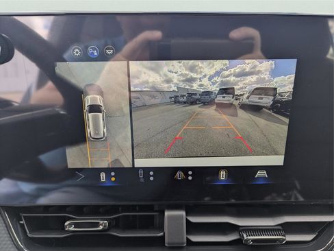 New 2026 Chevrolet Equinox RS w/ Safety and Technology Package image 18