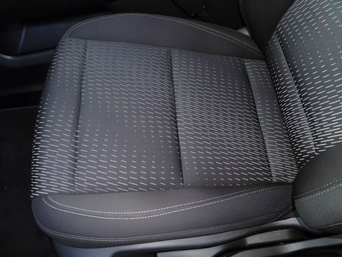 Certified 2026 Chevrolet Equinox LT FWD image 22