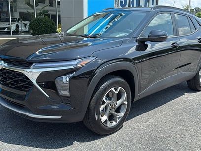 New 2025 Chevrolet Trax LT w/ LT Convenience Package