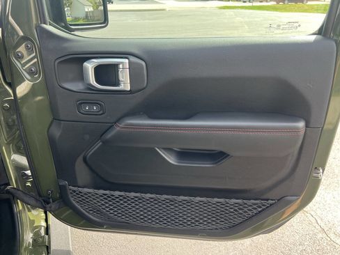 Used 2021 Jeep Wrangler Unlimited Rubicon image 35