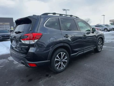 Used 2019 Subaru Forester Limited image 8