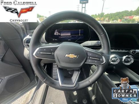 Used 2024 Chevrolet Blazer EV LT AWD/4WD image 17