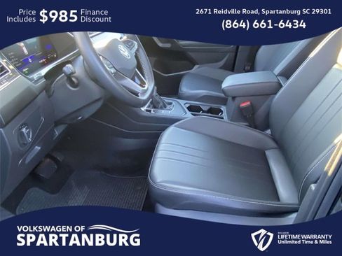 Used 2023 Volkswagen Tiguan SE image 16