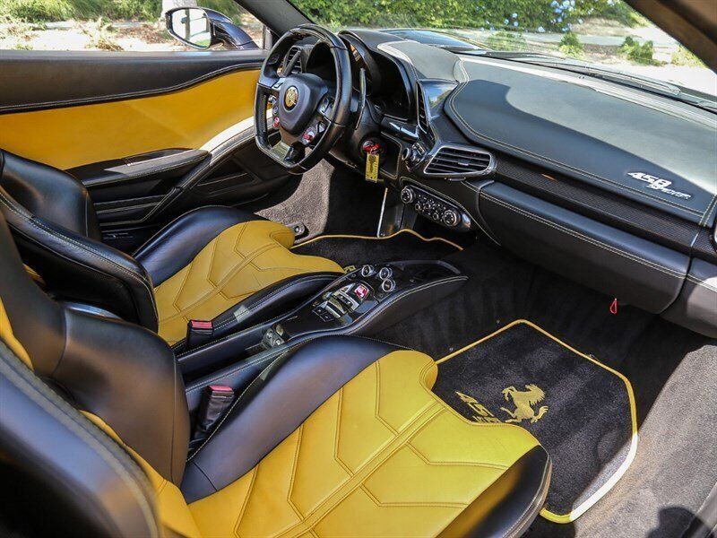 Used 2013 Ferrari 458 Spider RWD image 43