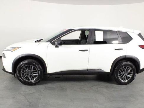 Certified 2021 Nissan Rogue S FWD image 14