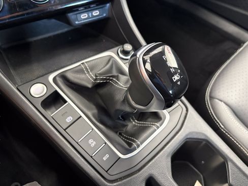 Used 2024 Volkswagen Jetta SE FWD image 20