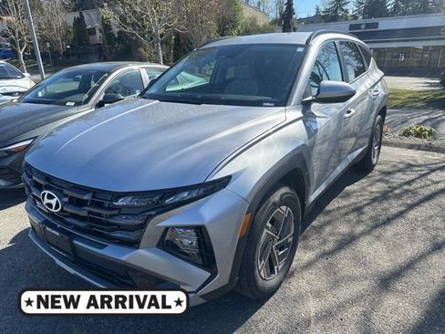 Used 2025 Hyundai Tucson Blue image 1