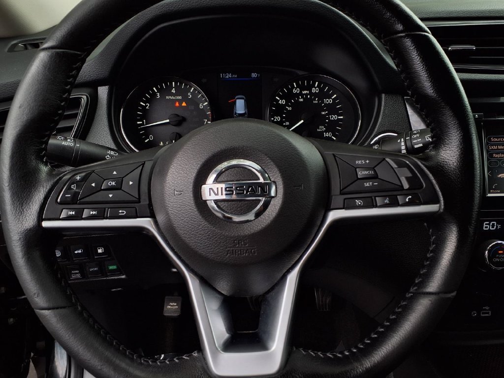Used 2020 Nissan Rogue SV AWD/4WD image 14