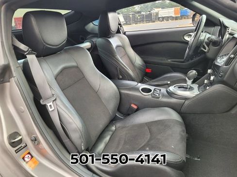 Used 2009 Nissan 370Z Touring image 13