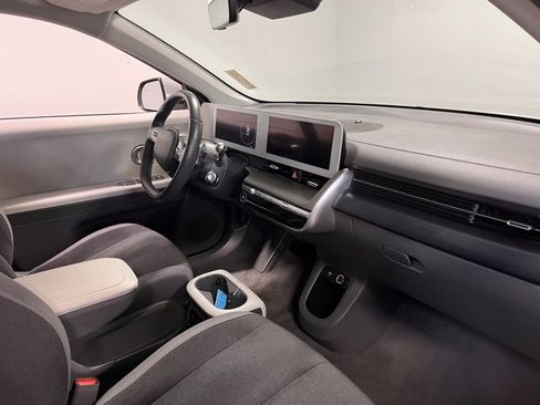 Used 2024 Hyundai Ioniq 5 SEL image 11