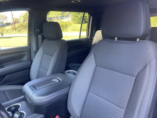 Certified 2023 GMC Yukon XL SLE w/ Gmc Pro Safety Plus Package AWD/4WD image 11