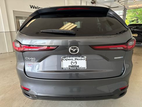 Certified 2026 MAZDA CX-90 Plug-In Hybrid w/ Preferred AWD/4WD image 6