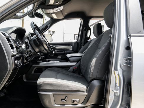 Used 2020 RAM 2500 Lone Star w/ Night Edition AWD/4WD image 3