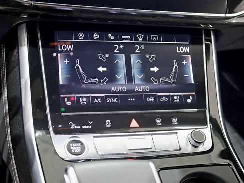 Used 2025 Audi Q8 Prestige AWD/4WD image 27