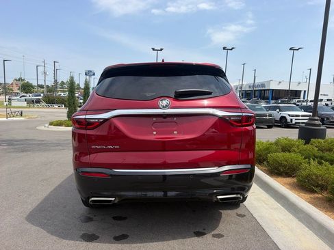 Used 2020 Buick Enclave Premium FWD image 12