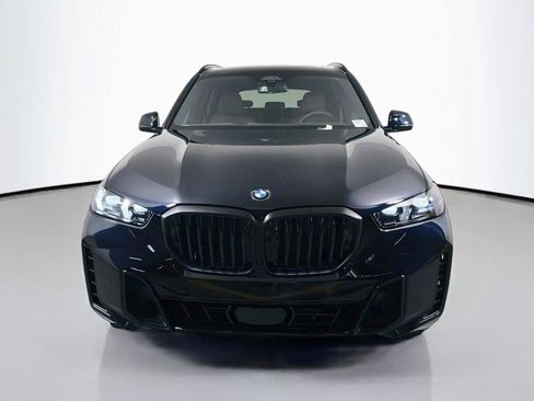 New 2026 BMW X5 xDrive40i w/ M Sport Package AWD/4WD image 2
