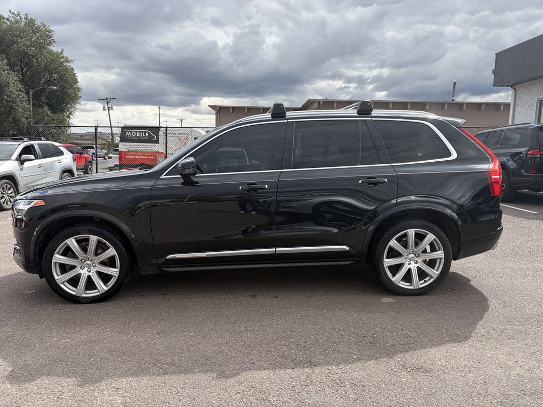 Used 2017 Volvo XC90 T6 Inscription w/ Vision Package AWD/4WD image 4