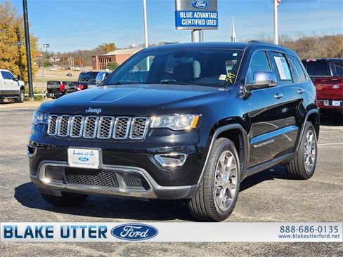 Used 2021 Jeep Grand Cherokee Limited image 3