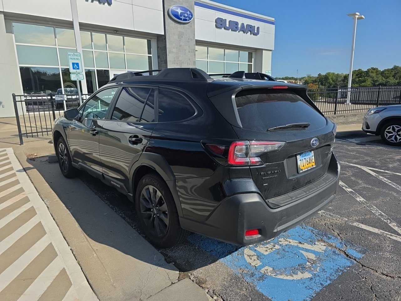 Used 2024 Subaru Outback Onyx Edition AWD/4WD image 8
