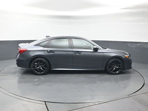 Certified 2024 Honda Civic Sport image 8