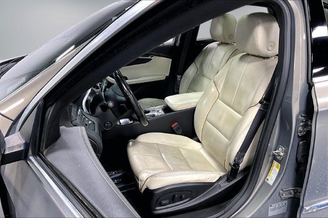 Used 2017 Chevrolet Impala Premier w/ Enhanced Convenience Package FWD image 20