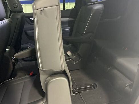 Used 2026 Buick Enclave Preferred AWD/4WD image 47