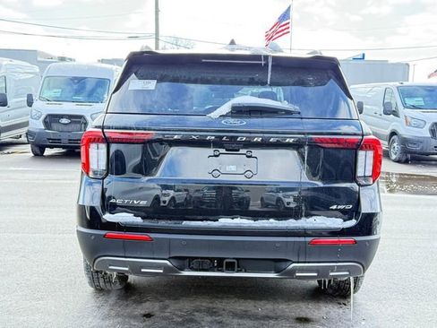 New 2026 Ford Explorer Active w/ Active Comfort Package image 4