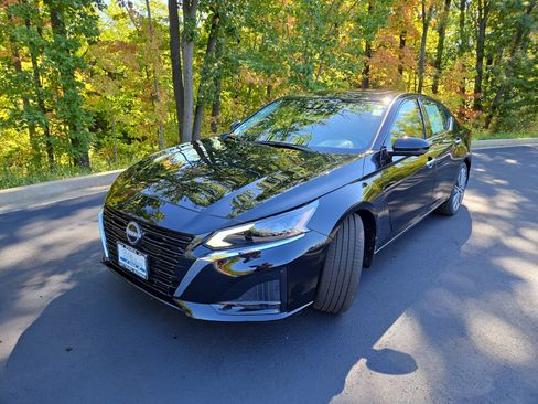 New 2025 Nissan Altima 2.5 SL image 4